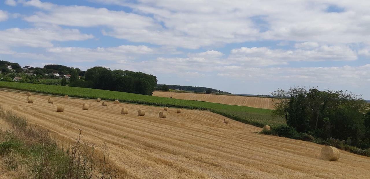 Le Petit Bretigny Pensionat Beaumont  Exteriör bild